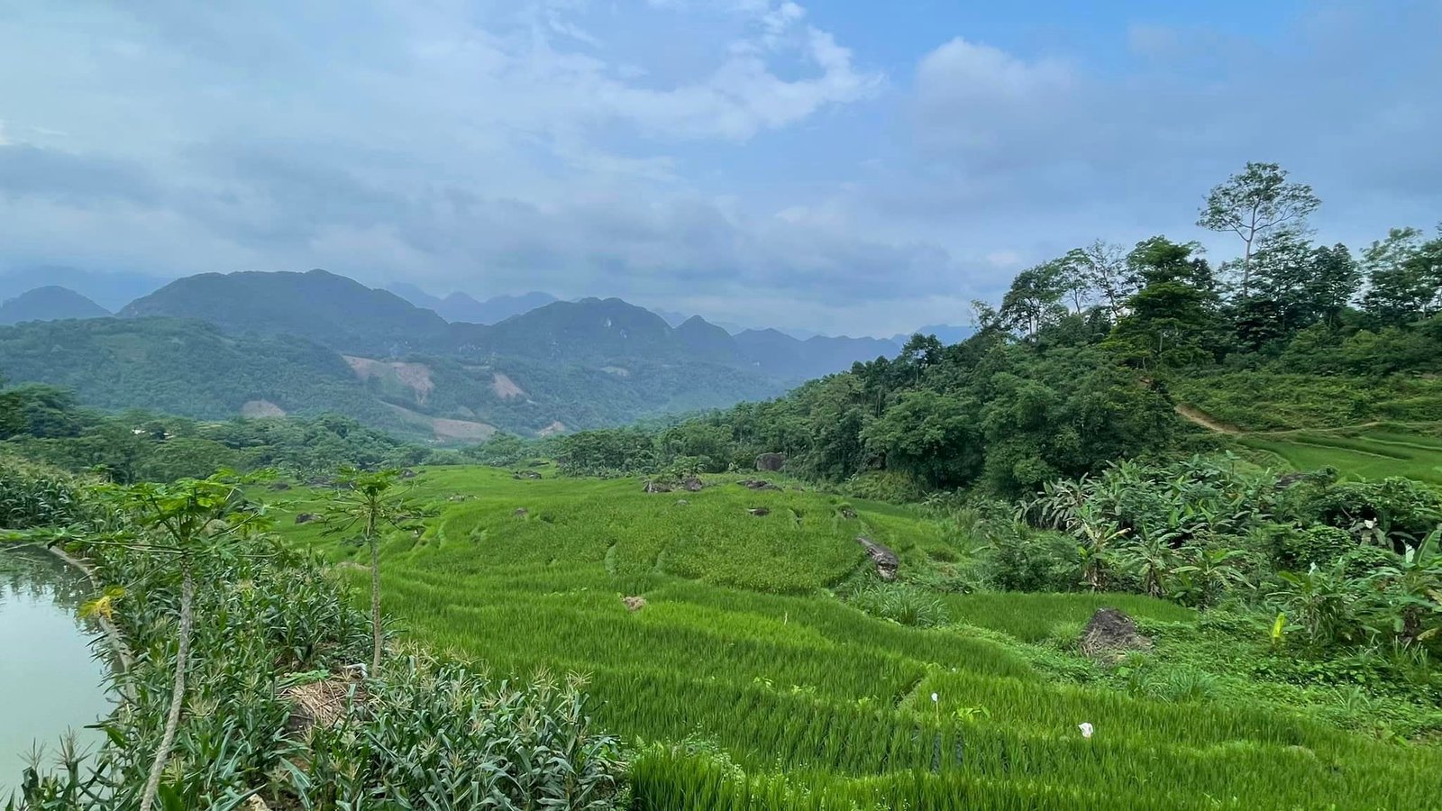 3 Days Cultural Adventure to Cao Bang and Ba Be Lake